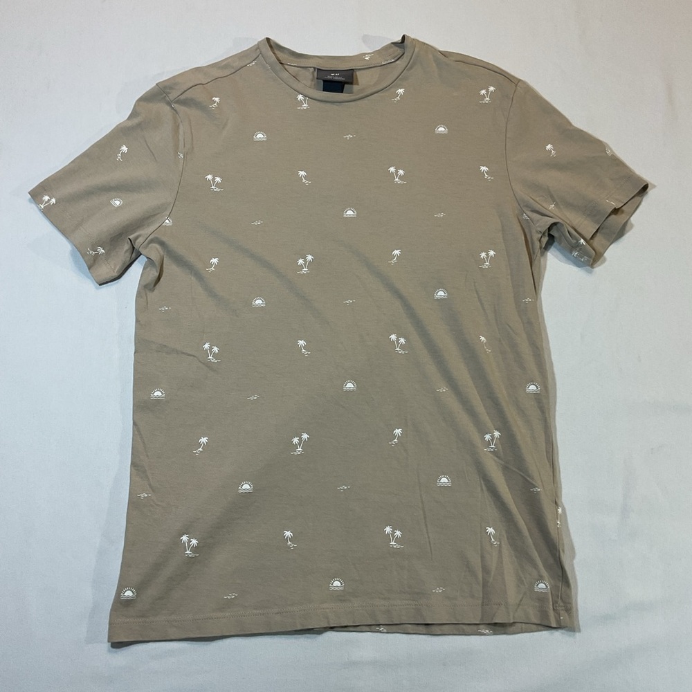 H&M Tan Short Sleeve T-Shirt with Costal/Tropic White Minimalist Designs, Size S